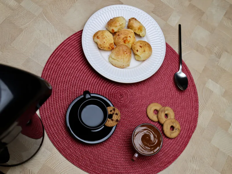 Manhã Corrida ou Tarde Preguiçosa: Como o Café Marca Dois Momentos Completamente Diferentes no Dia do Brasileiro